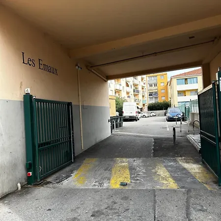 Southern Art Apartman Vallauris