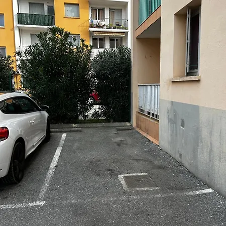 Southern Art 公寓 *